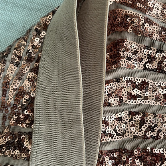 Sequin skirt. NWOT - Picture 5 of 12